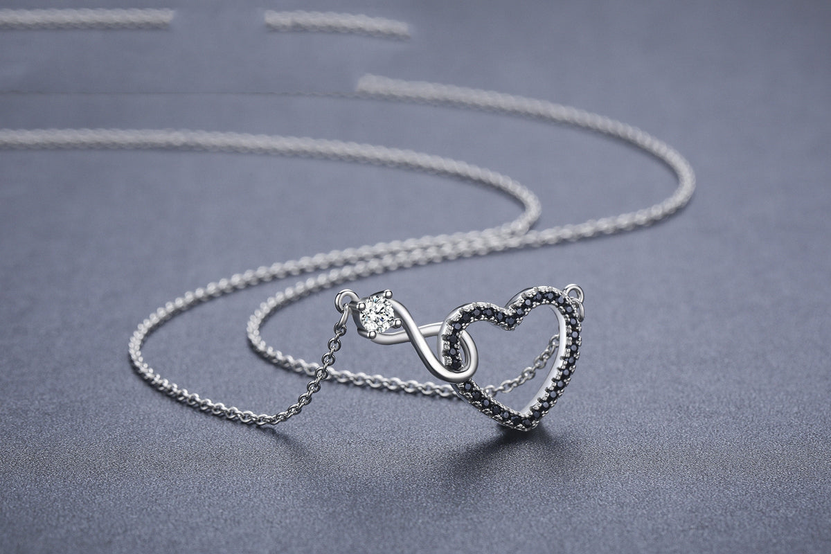 Hollow Heart Zircon Pendant Necklace for Women Sparkling Love Heart Jewelry