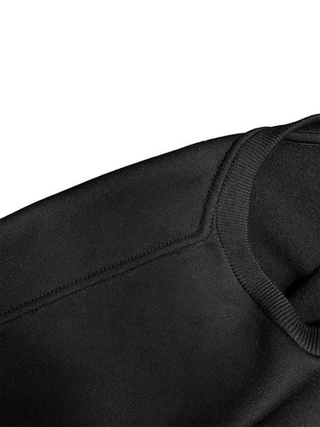 women cowboy boots print round neck pullover in black with ribbed collar and seamless stitching crewneck sweatshirt
