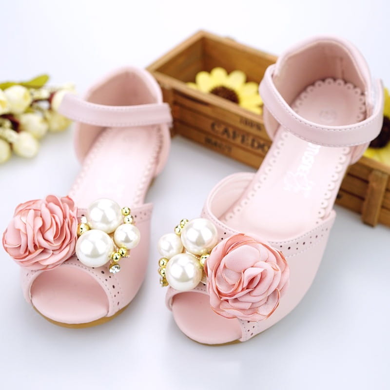 pink floral embellished sandals in korean style flower princess design with pearl and gold bead accents