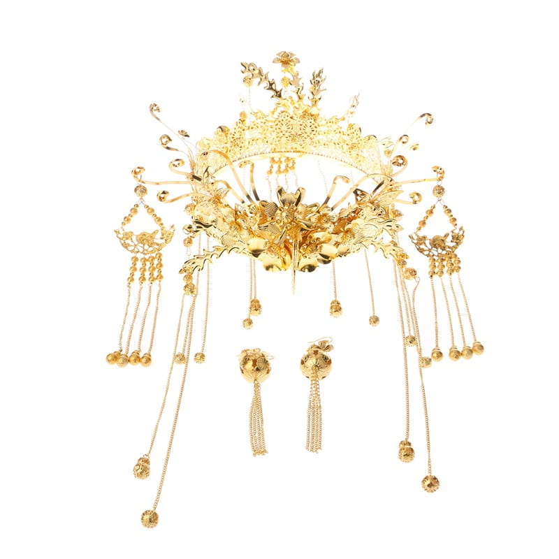 golden ornate tassel suit wedding hair accessory featuring intricate floral and leaf designs with dangling bead and small golden sphere tassels for suit wedding cheongsam.