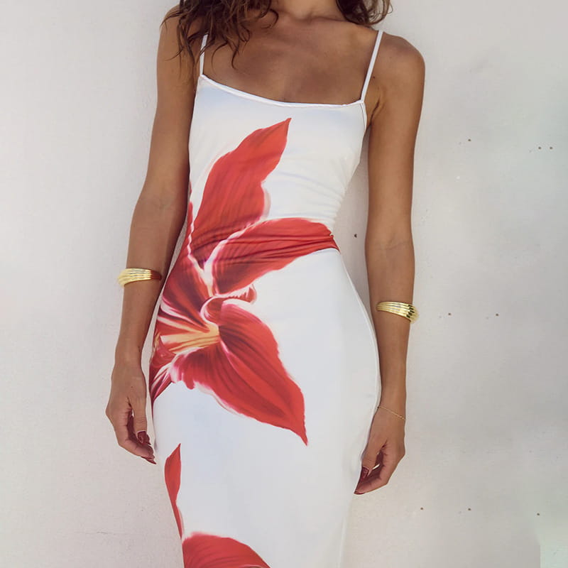 White spaghetti strap flower strap dress featuring a large red floral print in american style flower design.