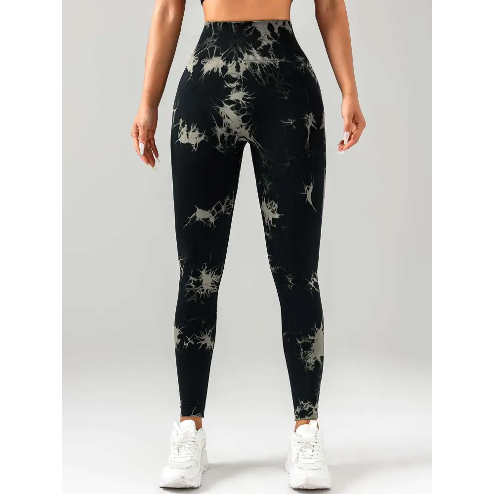 Black and white tie dye high waist seamless leggings with butt lift design in a sleek, form fitting style