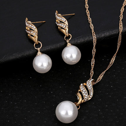 Europe and the United States eBay explosion models accessories wholesale bride accessories Pearl Diamond Necklace Set Earrings wavy lines - Royalessencelux