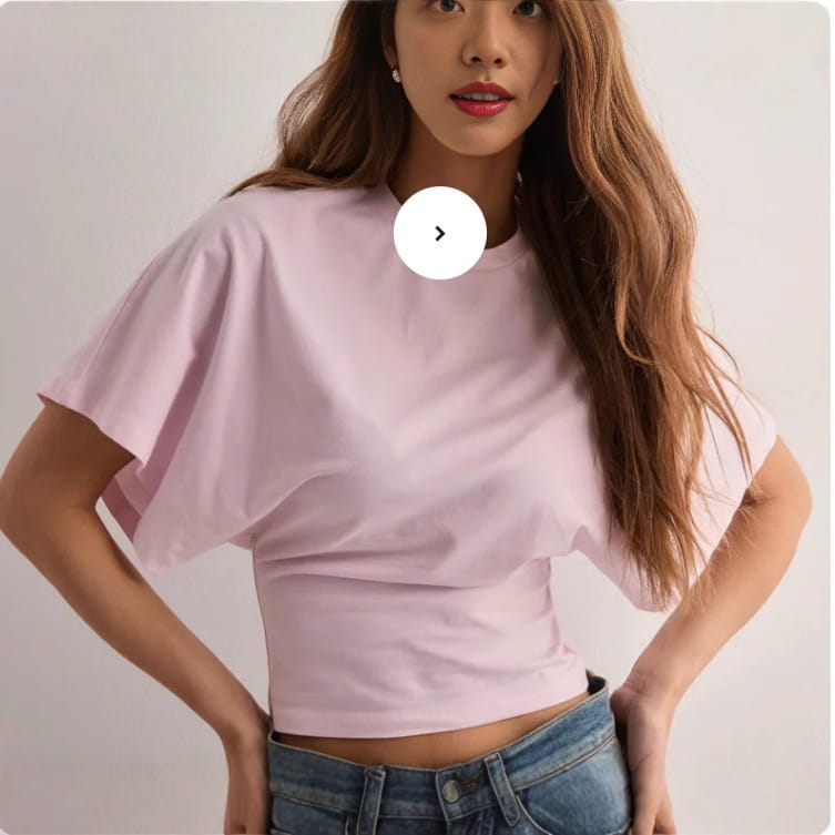 A soft pink cotton cropped t-shirt featuring wide flowing summer batwing sleeve and ins fashion round neck design.