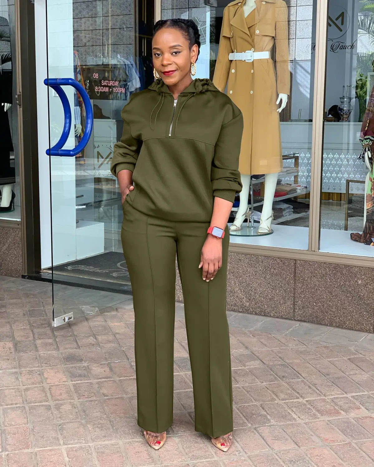 olive green solid color loose hooded sweatshirt and matching wide-leg pants set in cotton fabric for casual wear
