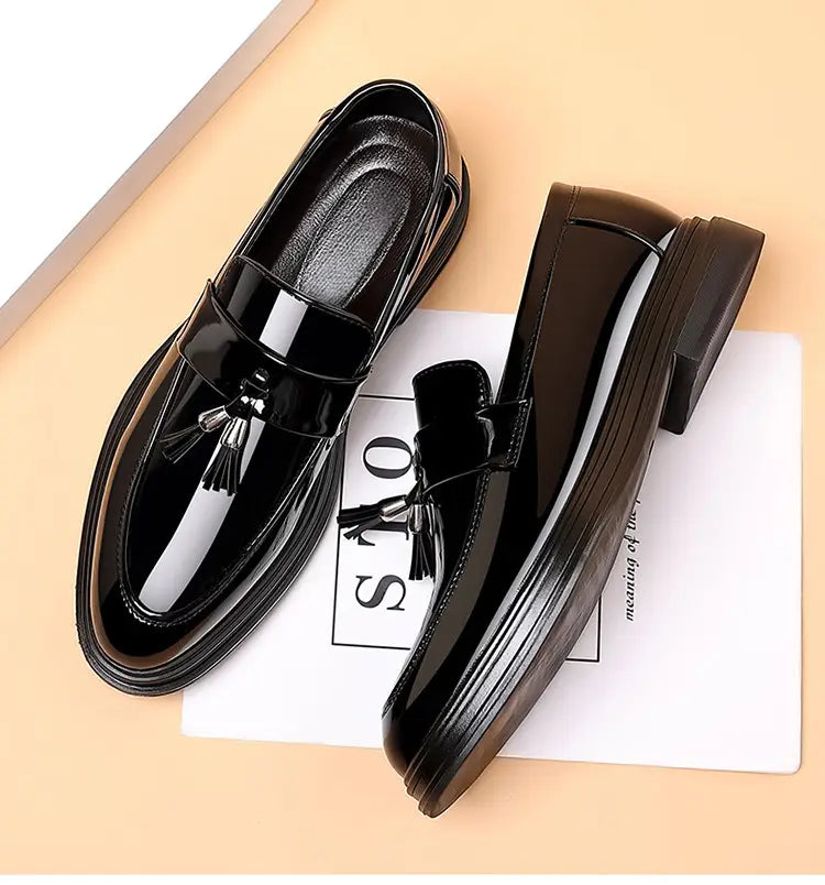 black patent leather tassel business formal wear shoes featuring glossy leather shoes ideal for formal wear and business formal wear occasions