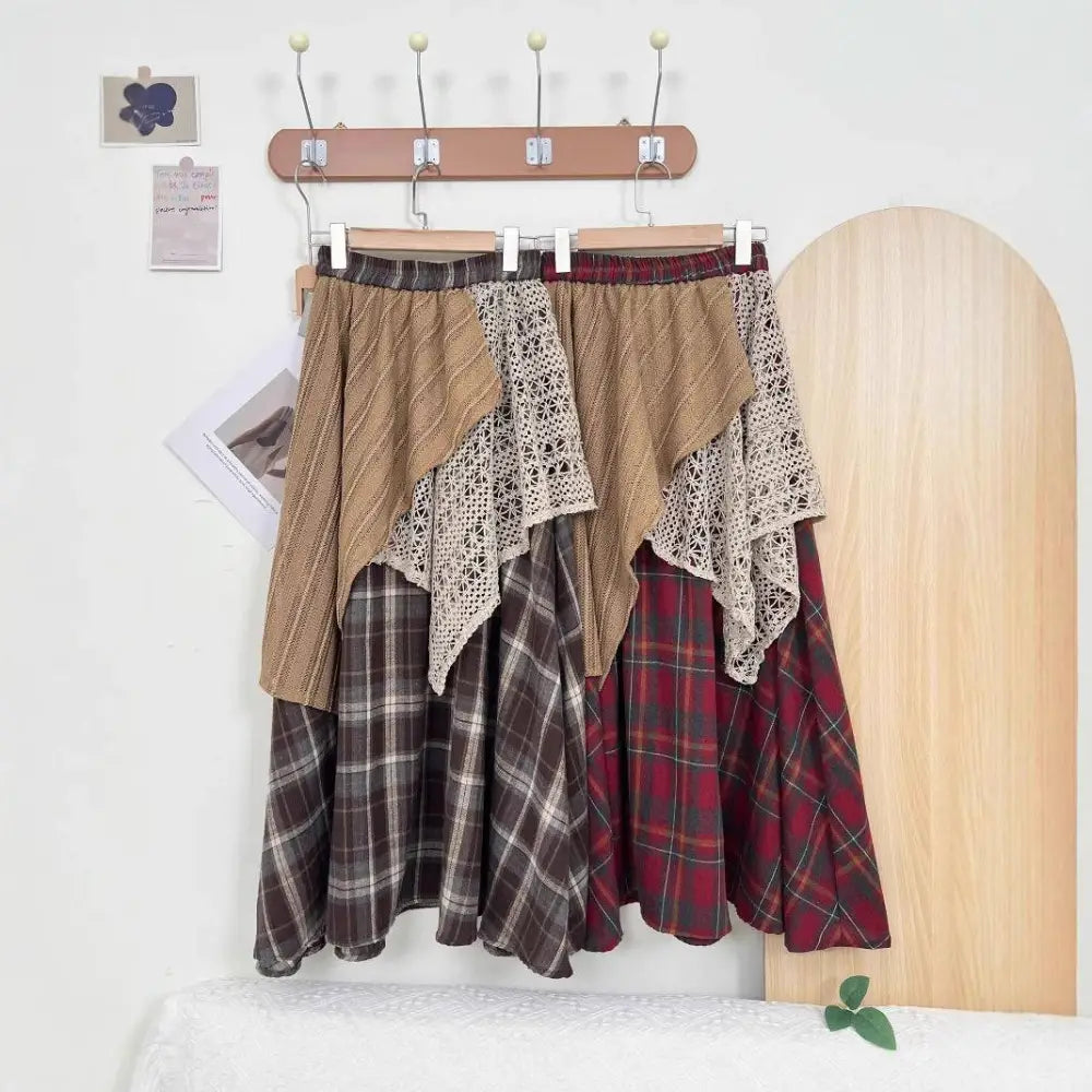 Asymmetric patchwork personality retro skirt with layered beige crochet brown and red plaid ribbed knit design