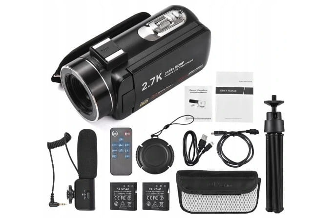 standard black english 2.7k hd digital camcorder dv06s with black body silver accents built-in led light and ergonomic design for handheld video recording.