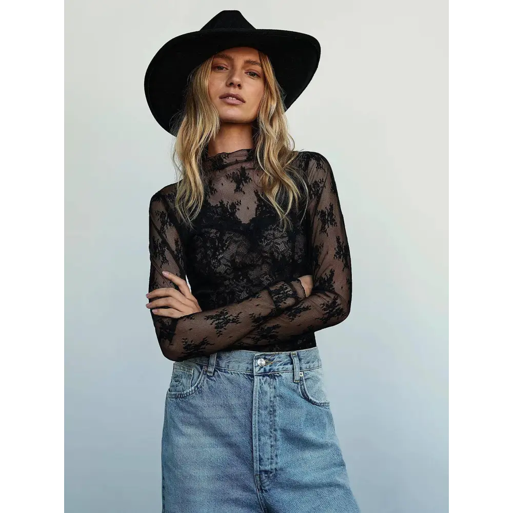 Black floral lace long-sleeved mesh multicolor bottoming shirt with a floral pattern for a bottoming shirt sexy look