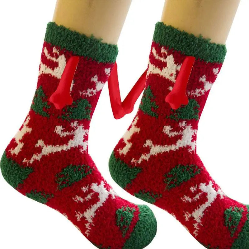 Red and green plush warm slipper socks with white reindeer patterns and magnetic suction couple bone pull tabs