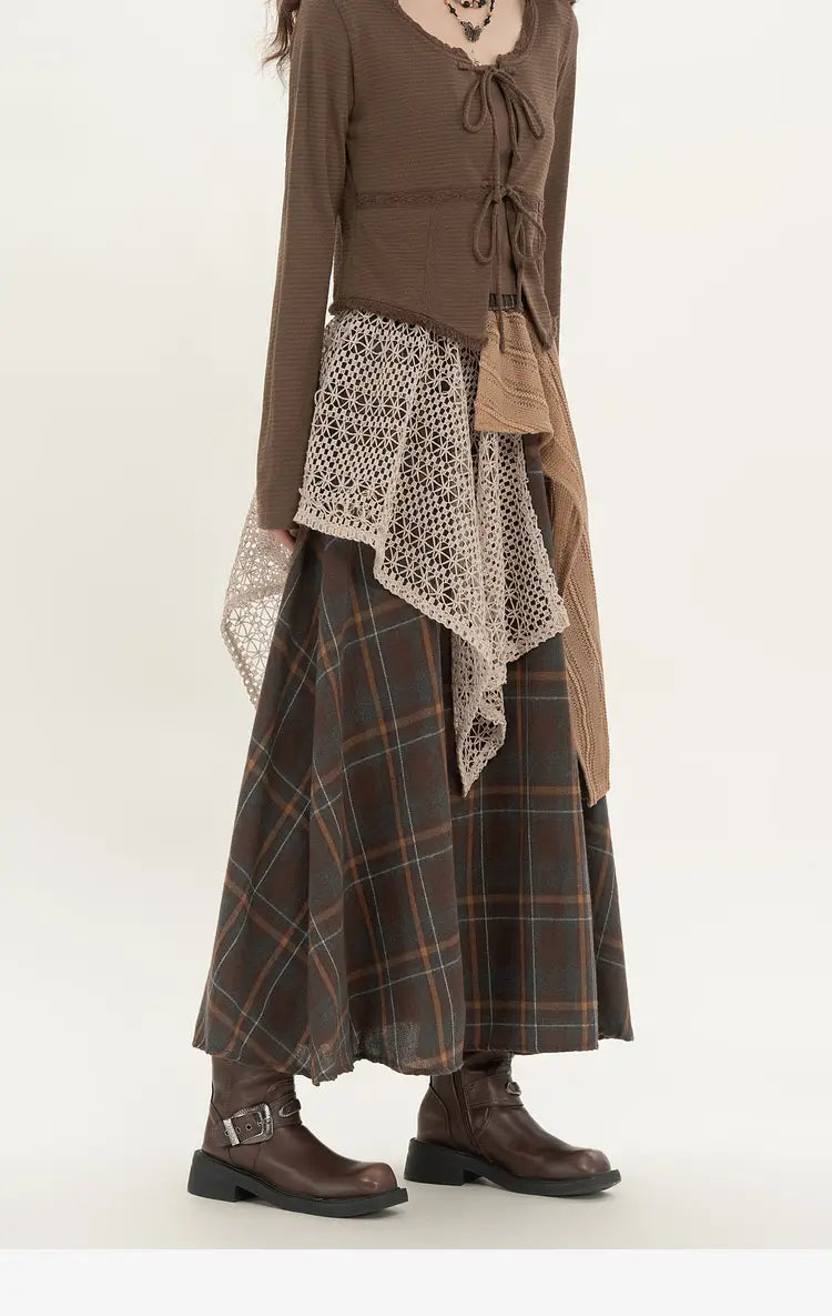 Brown plaid retro minority irregular line skirt with layered asymmetrical design and off-white crochet overlay