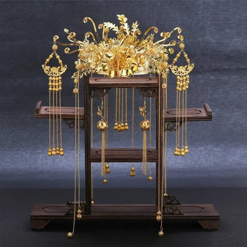 Golden ornate tassel suit wedding cheongsam hair accessory featuring intricate floral and dragon motifs with beads