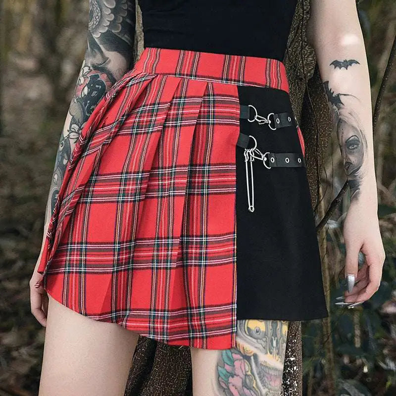 Gothic pleated short skirt in red and black plaid with black panel metal hardware and leather straps detailing
