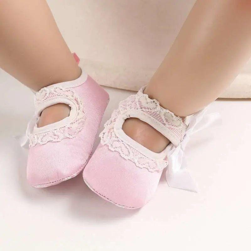 Pink lace bow princess shoes baby with white lace trim and bows for baby toddler shoes in soft material