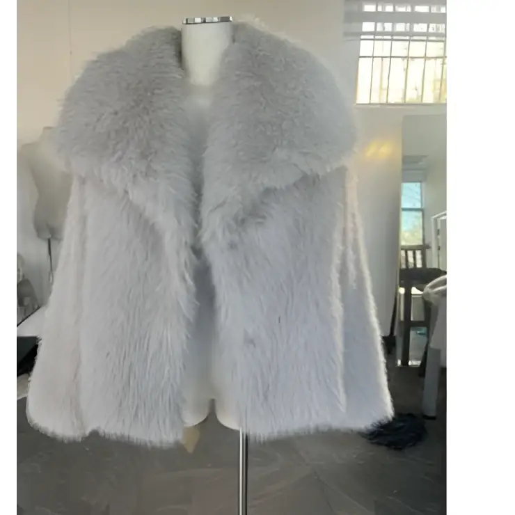 Light gray winter plush coat with voluminous collar soft fluffy texture and long sleeve design for plush coat fashion