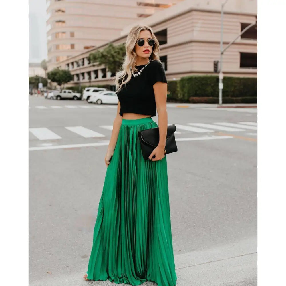Emerald green pleated maxi skirt with high waist design for women fashion casual wear