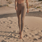 Almond Sauce Pants / L