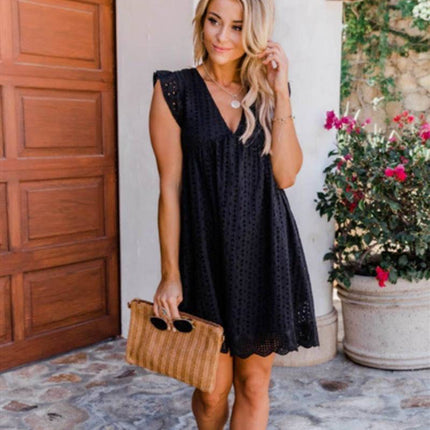Lace Dresses With Pocket Summer Sleeveless Jacquard Cutout V-Neck Beach Dress - Royalessencelux