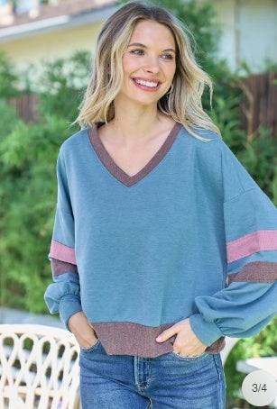 Hailey & Co Color Block V-Neck Cropped Sweatshirt - Royalessencelux