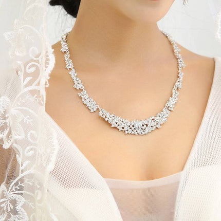Factory Wholesale Jewelry Necklace Earrings Set Bride Wedding Dress Wedding Diamond Pendant Pendant - Royalessencelux