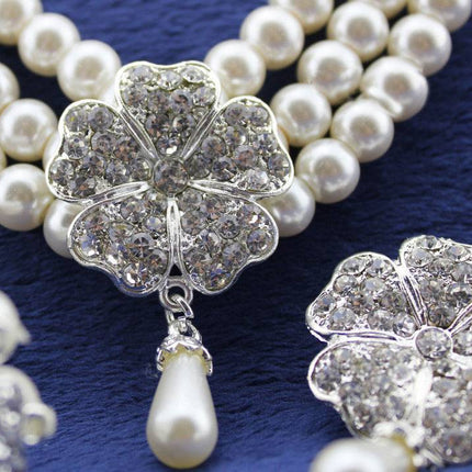 Three-piece Four-leaf Clover Necklace And Earrings - Royalessencelux