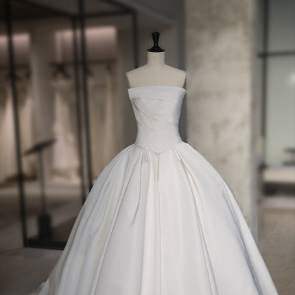 Women's Satin Tube Top Simple Elegant French Style Large Tail Elegant Wedding Dress - Royalessencelux