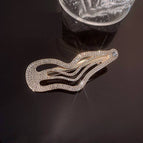 GA0167 Gold Wavy Duck Clip