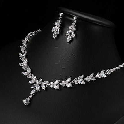 Zircon Simple Bridal Set - Royalessencelux