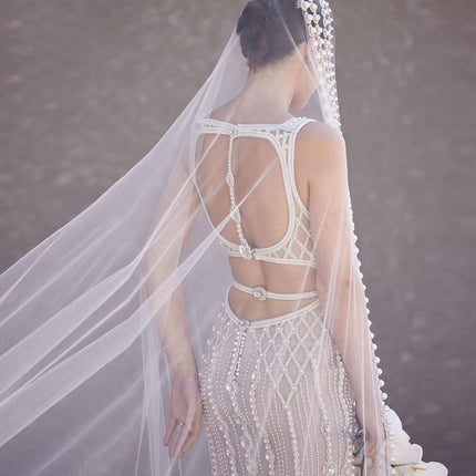 Trailing Yarn Wedding Bridal Veil - Royalessencelux
