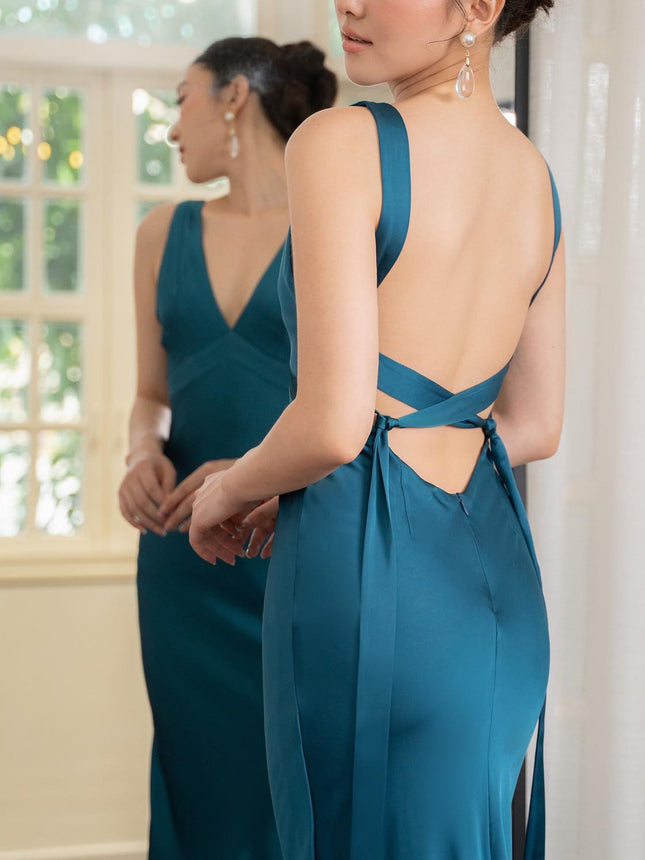 Backless Strappy Lake Blue Wedding Dress - Royalessencelux