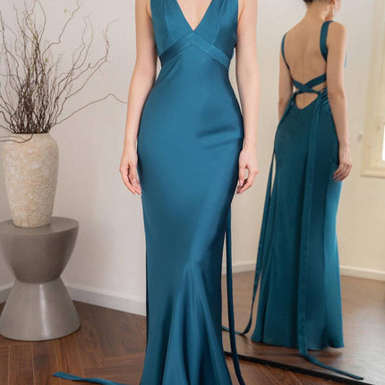 Backless Strappy Lake Blue Wedding Dress - Royalessencelux