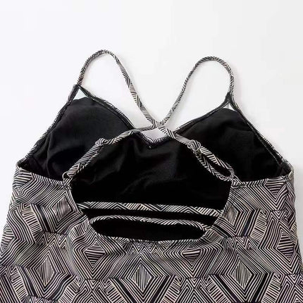 Conservative Artistic Color Split Women's Swimsuit - Royalessencelux