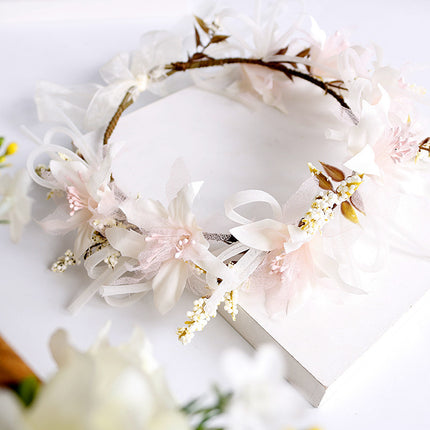 Bridal Veil Handmade White Rose Rattan Wreath - Royalessencelux