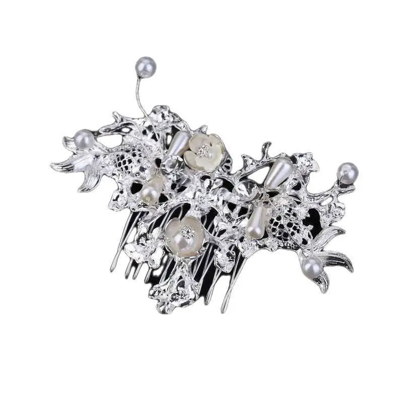 Silver floral shaking hairpin ancient style set featuring a delicate silver floral hair comb with pearls and lace detailing