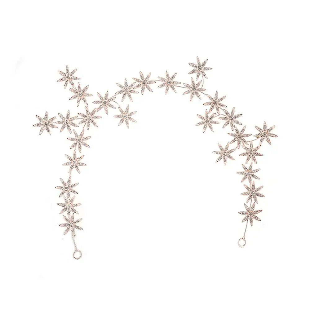 Silver star rhinestone starry hair band featuring an elegant silver star-shaped design adorned with sparkling rhinestones
