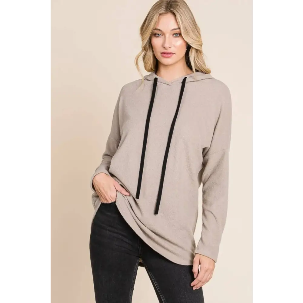 Taupe knit hoodie in soft muted gray with bombom contrast drawstring and relaxed-fit knit hoodie design