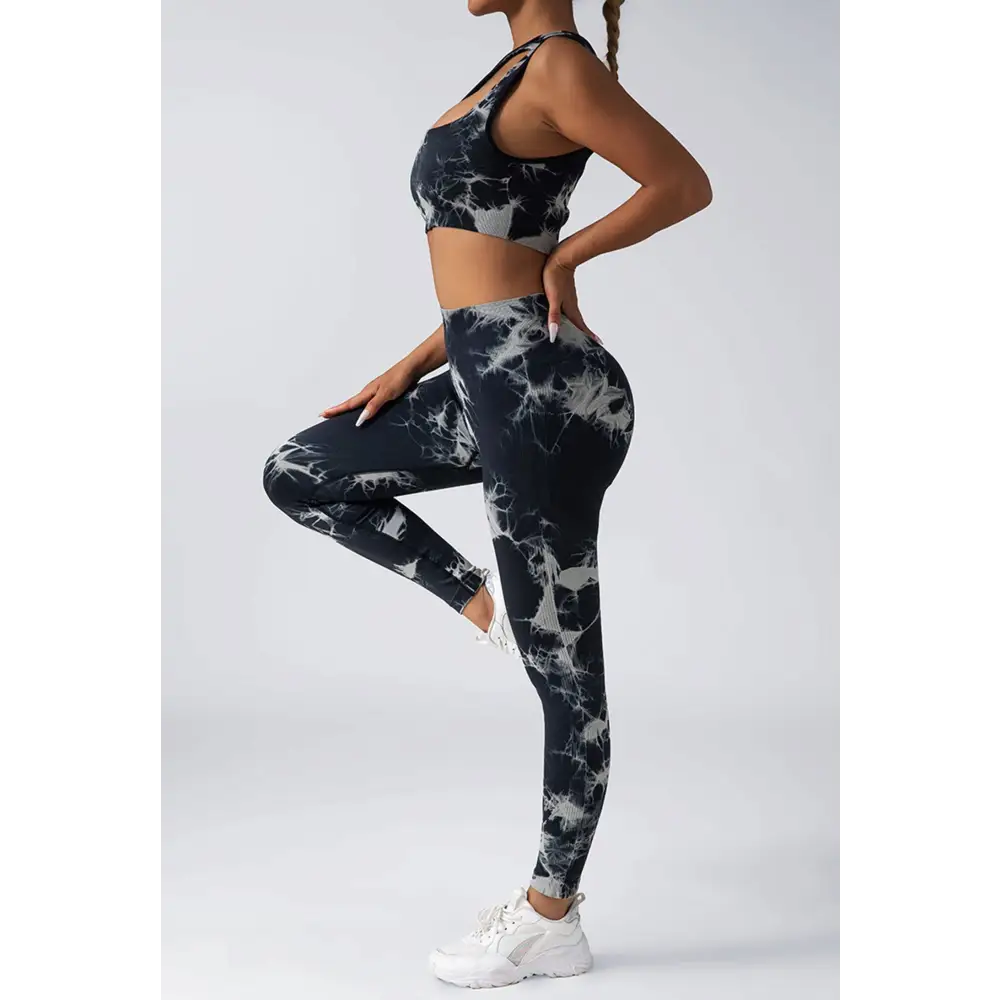 Black and white tie dye women’s scrunch butt yoga leggings with high-waisted, form-fitting design in butt yoga set