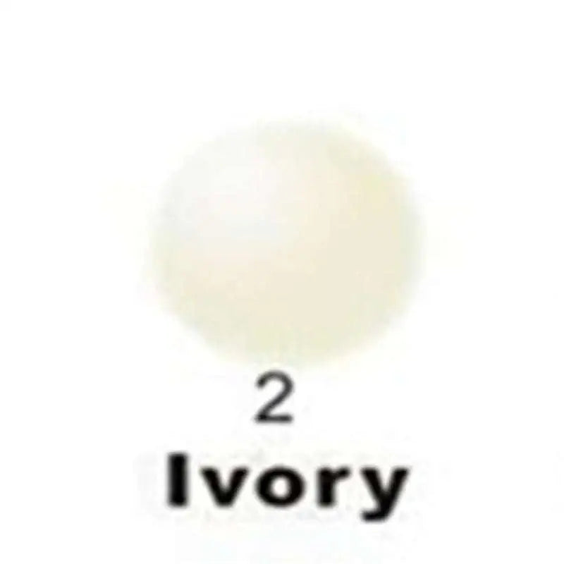 Ivory-colored smooth pearl detail on wedding bride double-layer trimming veil with comb made of white tulle wedding fabric
