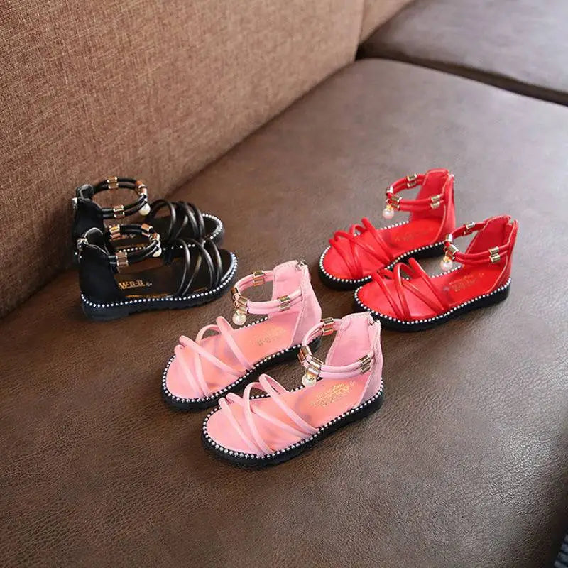 Western style pink girls sandals with crisscross straps gold-tone buckles and pearl charm for net red princesses