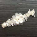 White lace floral wedding supplies elastic leg ring featuring delicate lace and a pearl-adorned layered flower